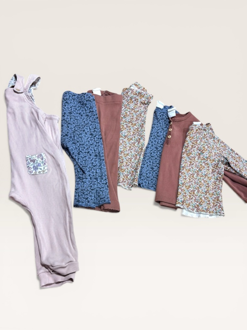 H&M Baby Girl Bundle - 6-9 Months - 7 Piece Ribbed & Floral Set